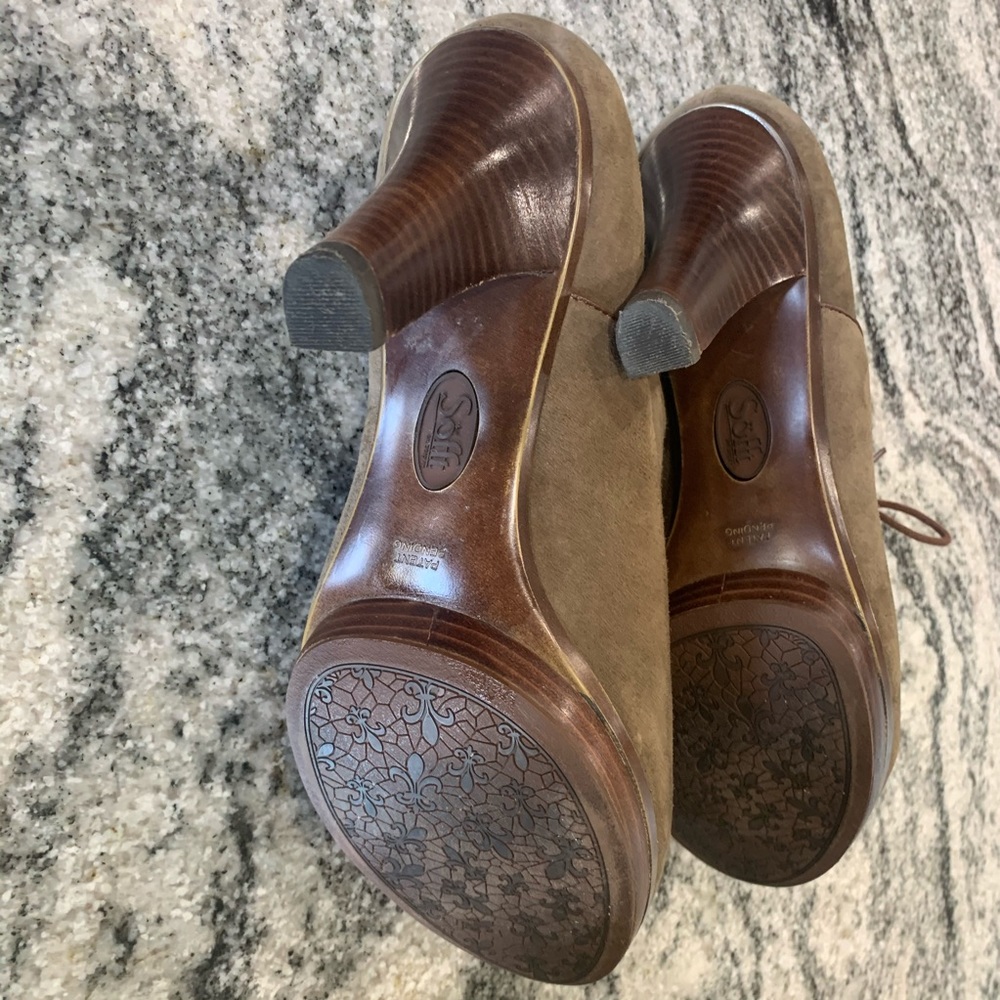Sofft Suede Lace up Boots - Picture 9 of 9